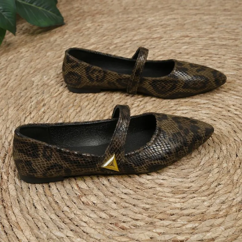 Ladies Pointed‑Toe Snake Print Mary Jane Shoes, Faux Leather Adjustable Buckle Strap Flat Pumps