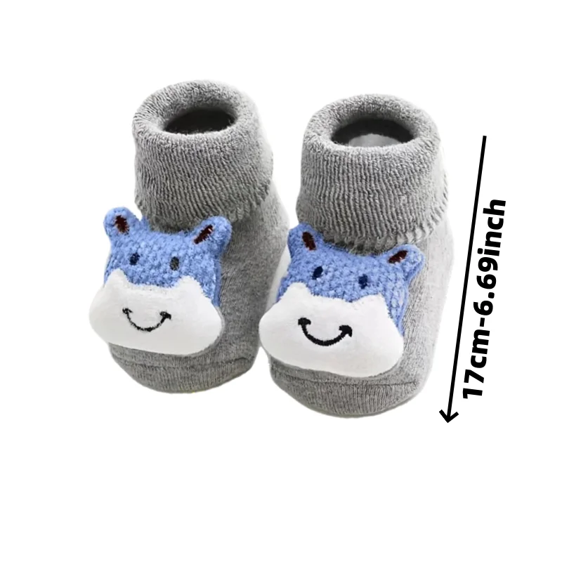 New Autumn and Winter Collection: Children's Outdoor Cold-Proof Knitted Gloves and Socks, Warm Neck-Hugging Children's Gloves, t [Likely Incomplete, Needs Context to Complete Accurately]