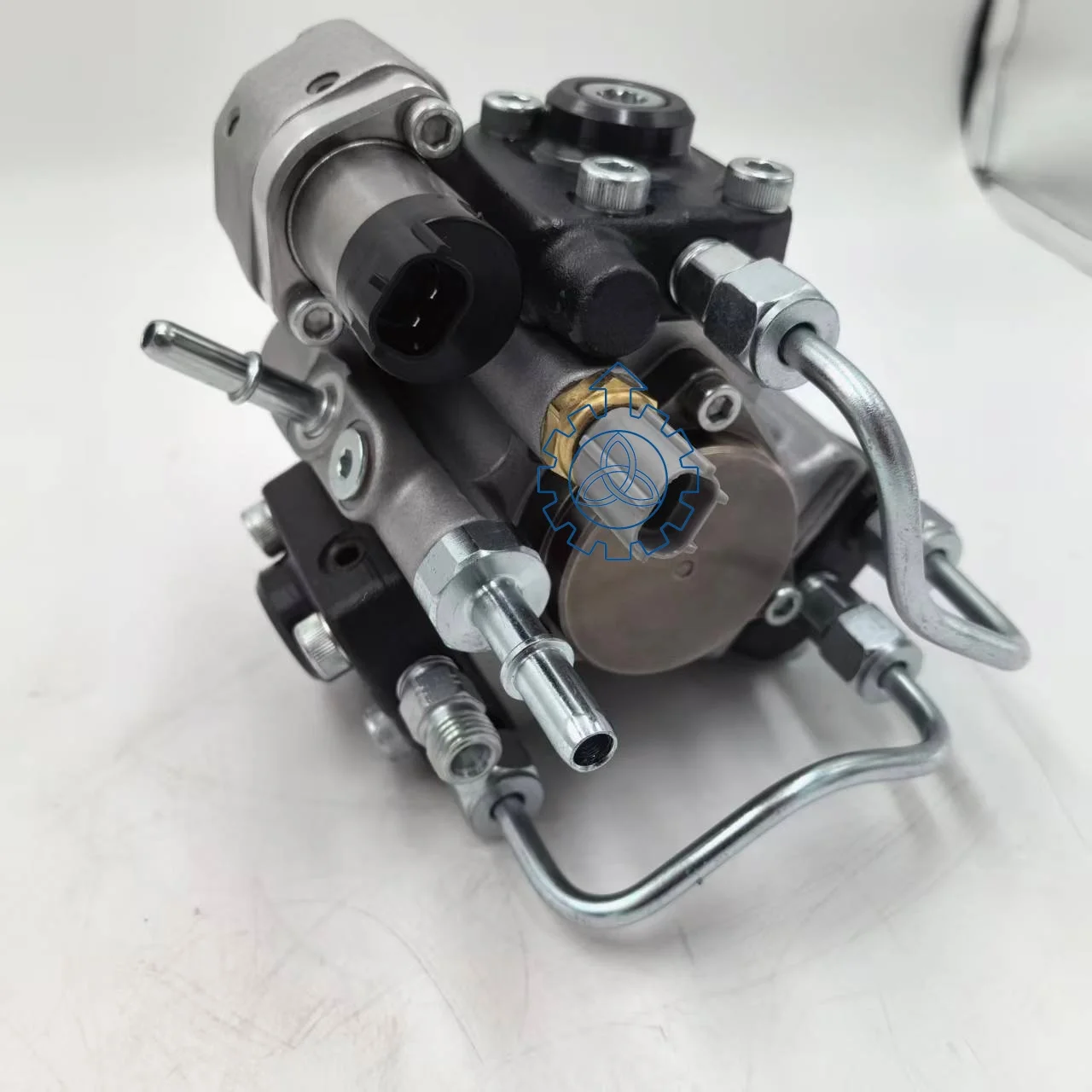 

For UD Truckrail fuel small oil pump Diesel fuel pump OE：22198126 294050-0611