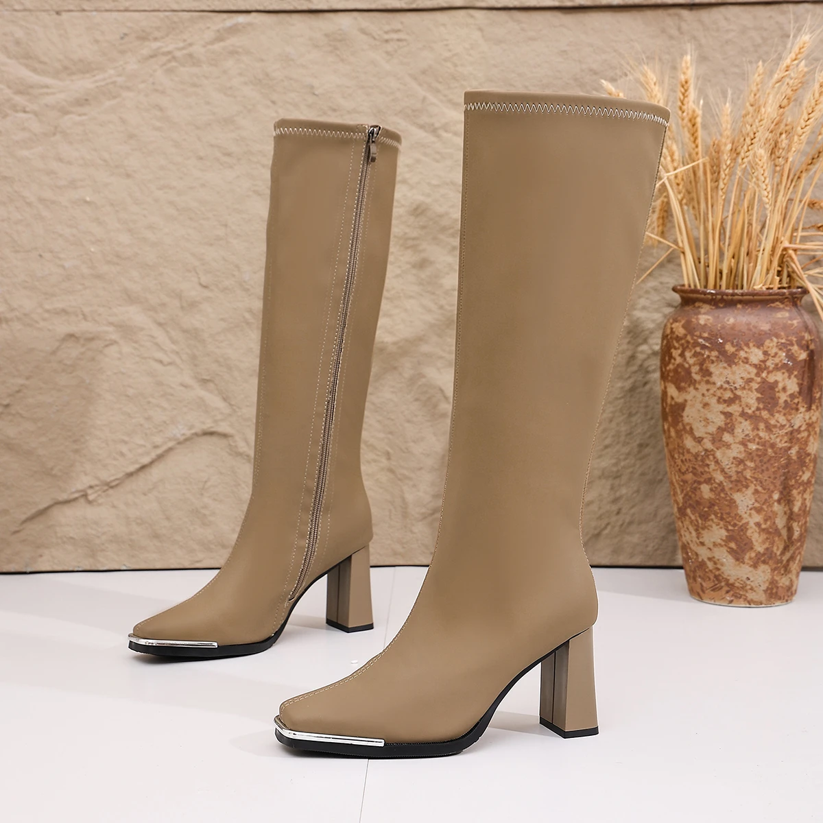 French-style Metallic Pointed High Boots 2026, High Heels, Chunky Heels, Side Zipper, Versatile, Fleece-lined Tall Boots