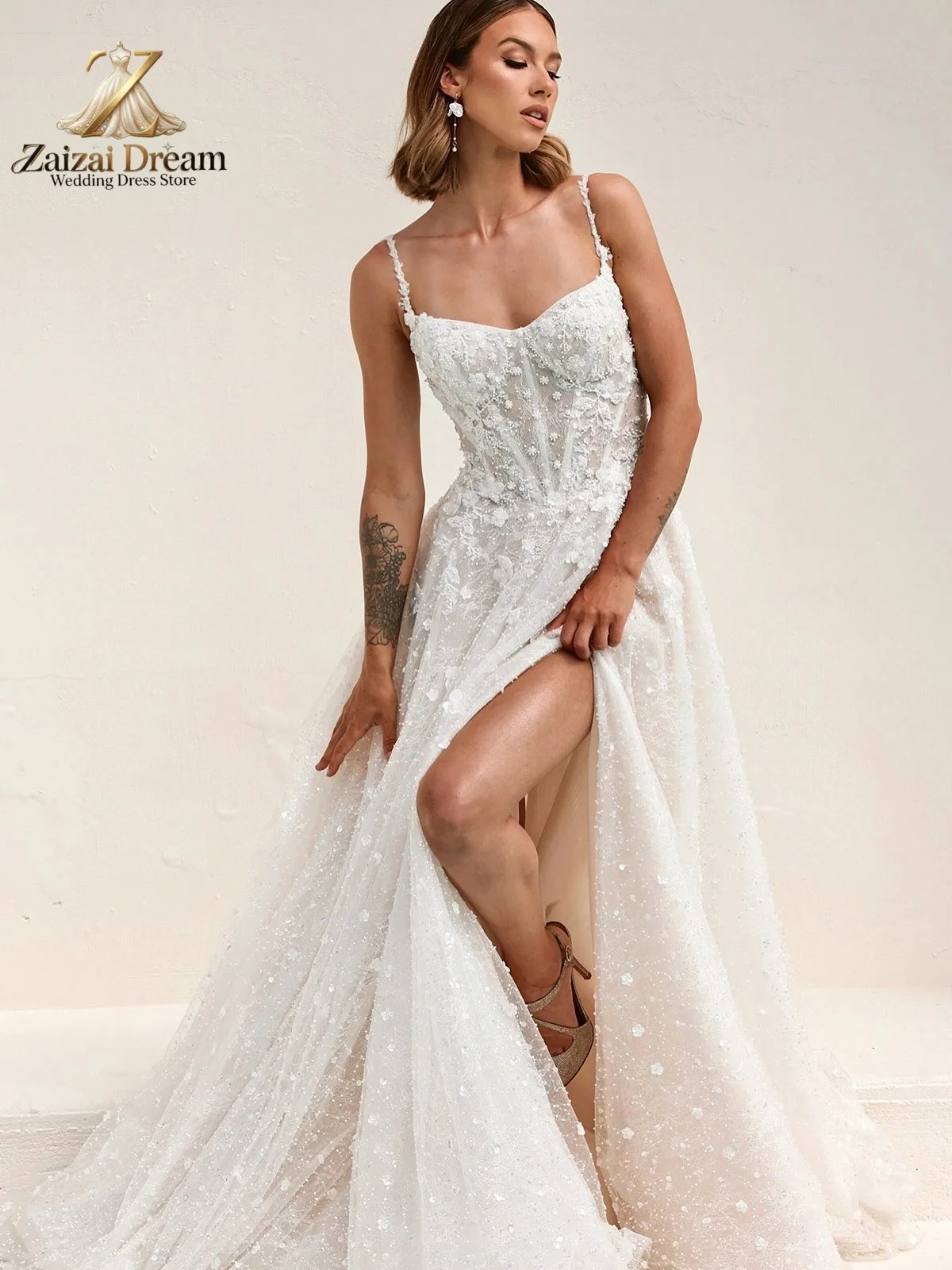 Customzied Luxury Spaghetti Strap Wedding Dress Sweetheart Floral Applique A Line Bridal Gown High Slit Vestido De Novia