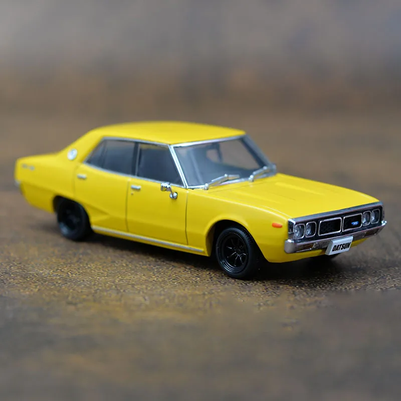 DISM 1/43 NISSAN DATSUN 240K GT GL Diecast Alloy Car Model Collection