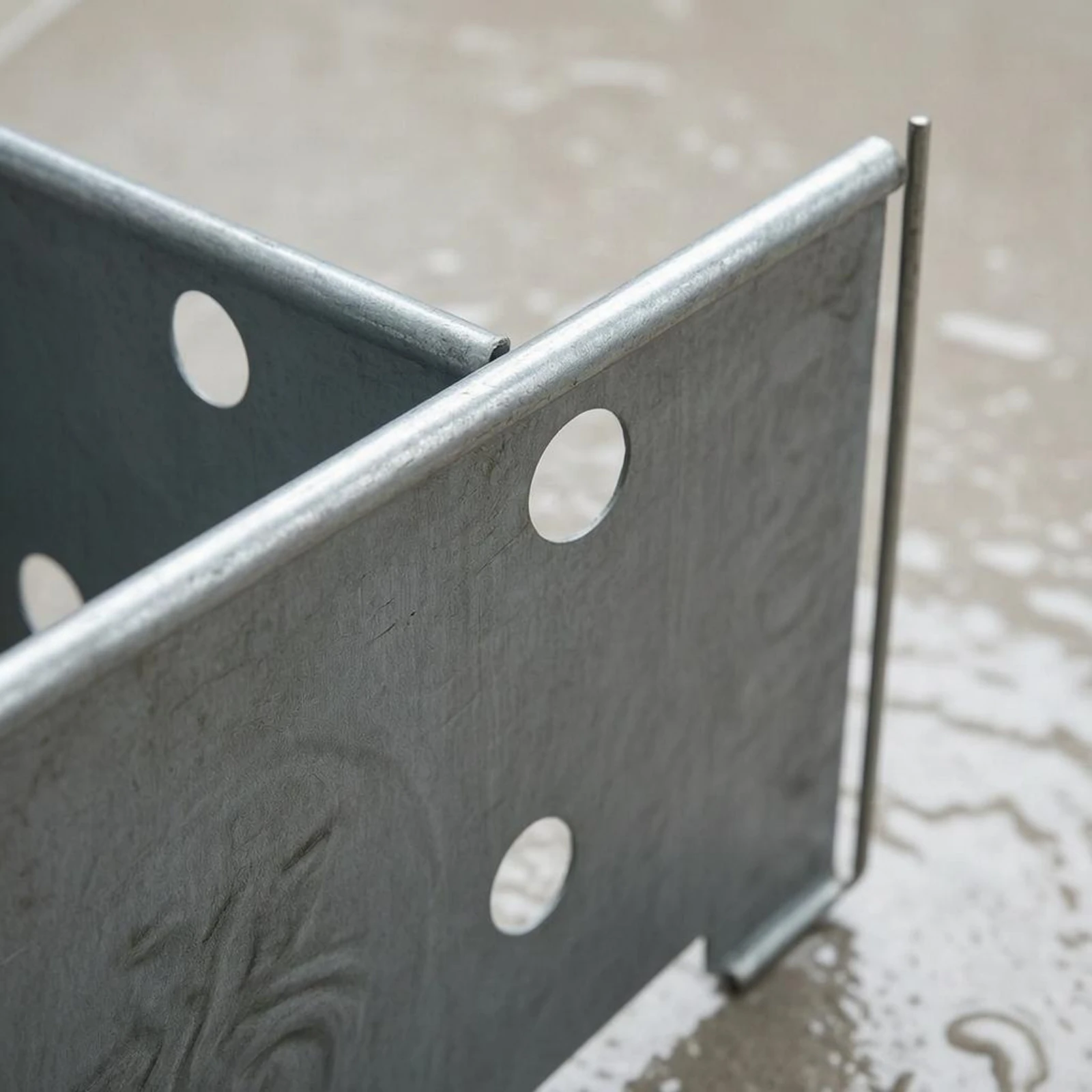 Iron Mop Container Heavy-Duty Divided Mop Container Cleaning Container Front Latch Stainless Steel Parts