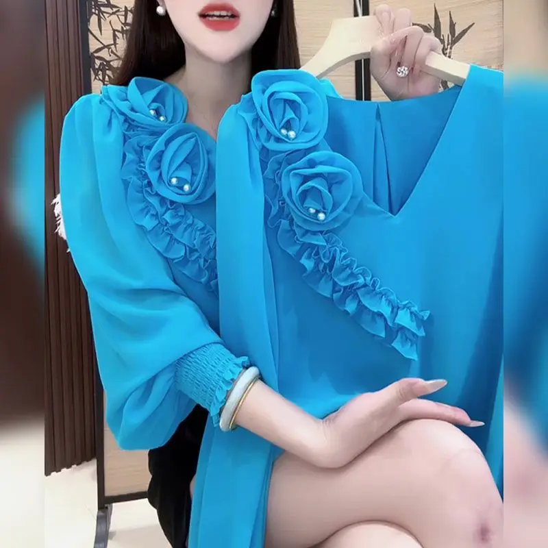 

2025 summer new fashion retro fungus edge sweet temperament blue shirt women's design niche top