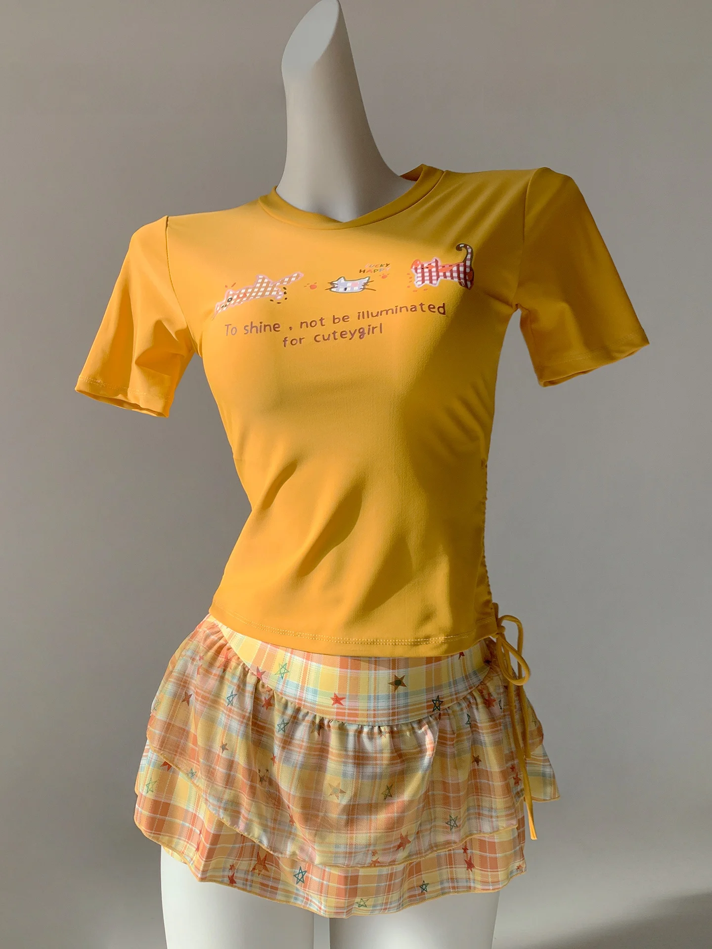 

Купальник-бикини Huangge с узором, женский, из двух частей, для отпуска, термоактивный, отбеливающий кожу, с юбкой-шортами, нейлон, спандекс