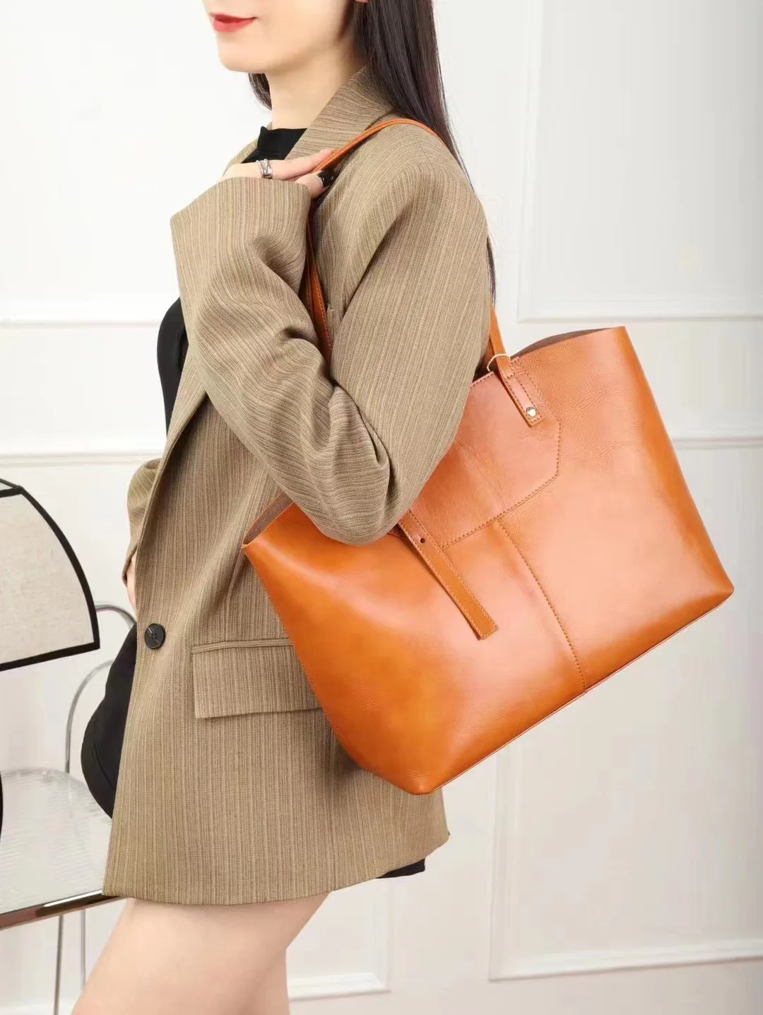 

Vintage Women Genuine Leather Shoulder Bag Oilwax Female Cow Leather Handbag Large Capacity Fashion Ladies Cowhide Tote Bags