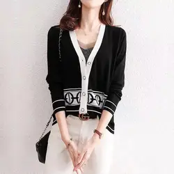 Knitted Cardigan Color Blocked Embroidery Spring Autumn V-neck Thin Korean Fashion Popular Item Women's Outerwear Meat Covering