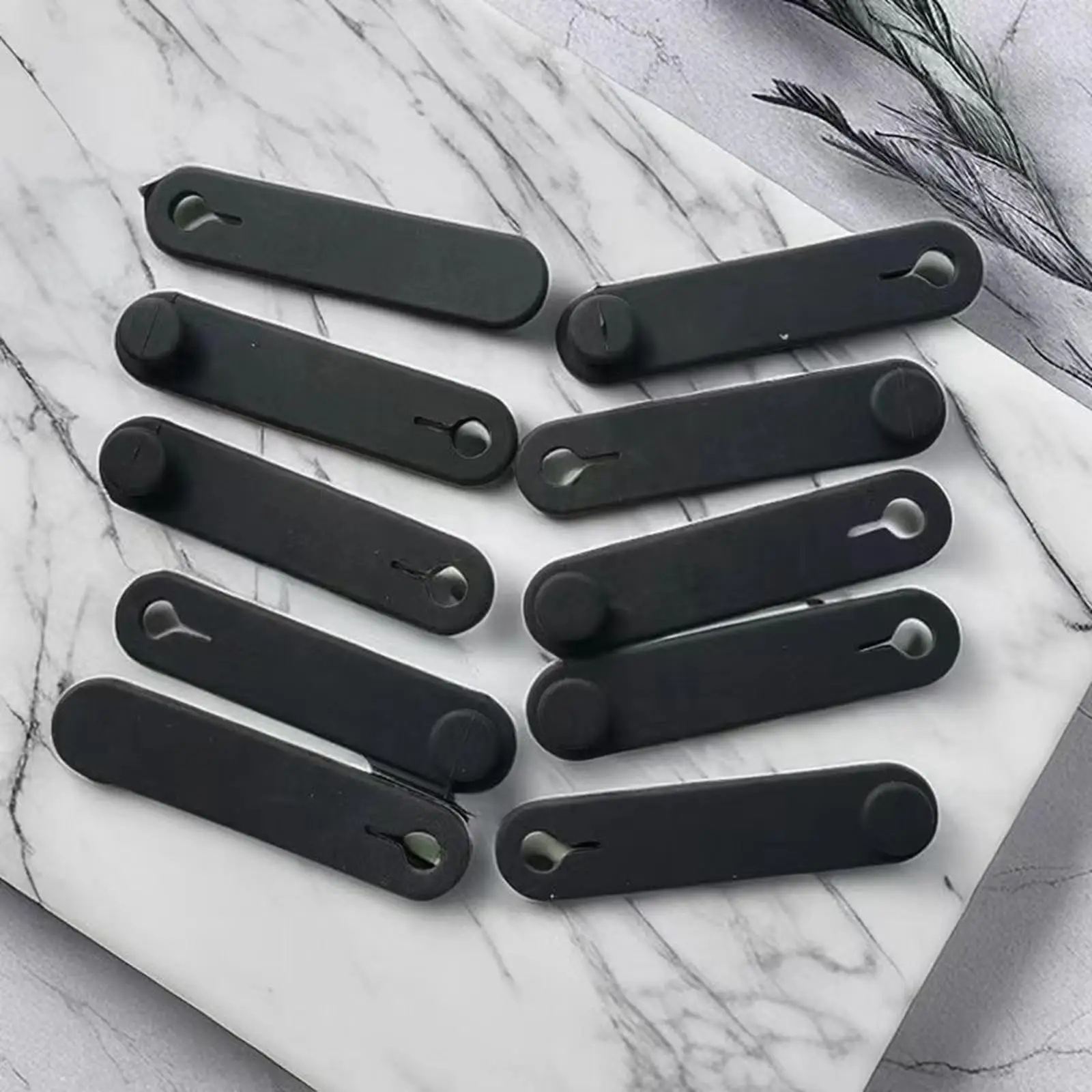 5Pcs Silicone Cable Organizer Ties Black Silicone Cable Straps for Computer Wire Charging Cords Bundling Earphone Office