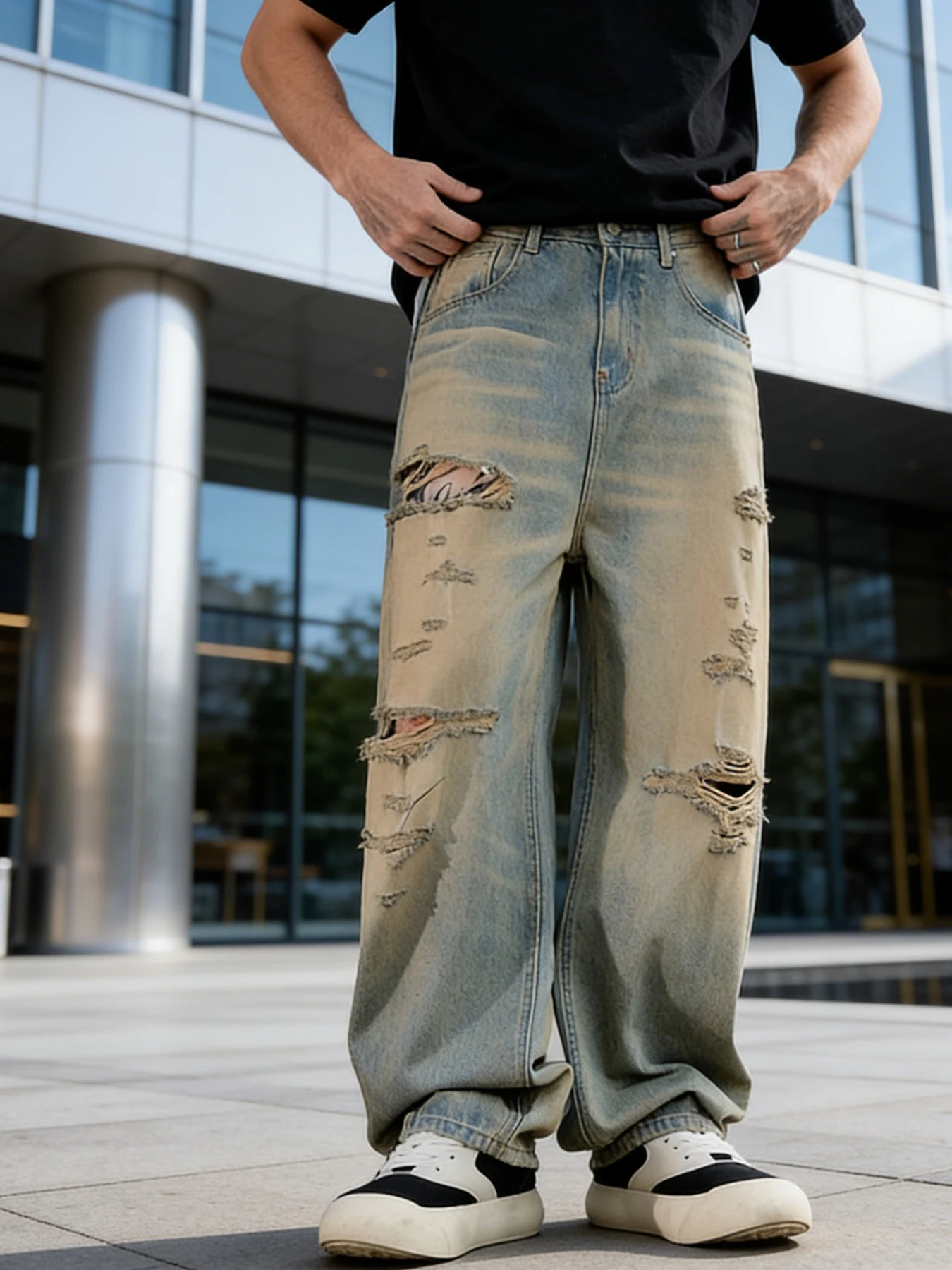 

American-style retro gradient blue ripped jeans for men, loose wide-leg fit, high street fashion casual pants
