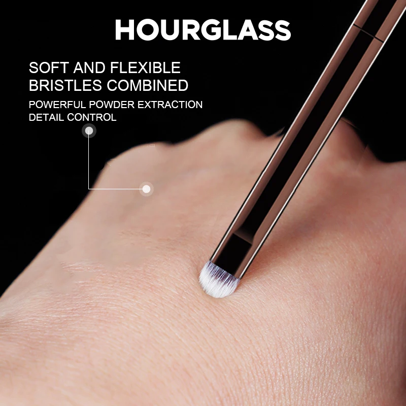 Hourglass - No.11 Makeup Brush Eye tail Brush Soft and Skin-friendly Fiber Hair Smudge Brush Fashion Design Single Eye Brush