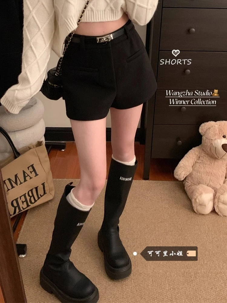 

Spring 2026 High Waist Slimming Black Tweed Shorts Women's Casual Fashionable Commute Style Bootcut Pants with Pockets