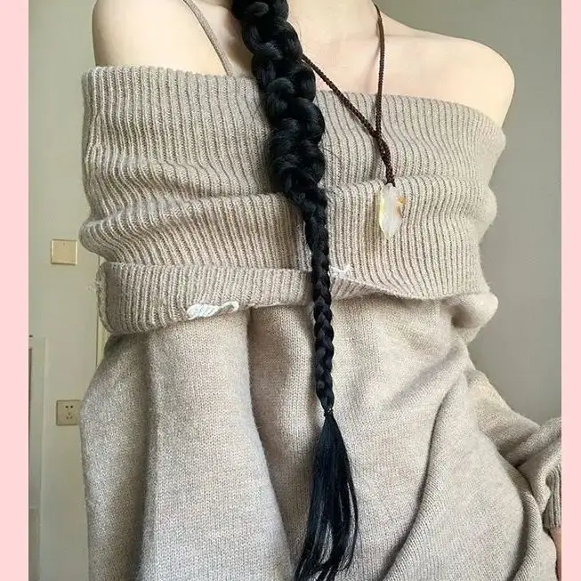 One-Shoulder Advanced Knitwear With Embroidery Autumn Winter Sweater Women Sexy Fashion Embroidery Strap Knitted Pullovers