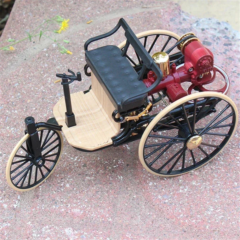 Modèle de tricycle de voiture classique en alliage de moteur de brevet de Benz, jouet en métal moulé sous pression, vieux modèle de voiture rétro, collection de simulation pour enfants, 1:12, 1886