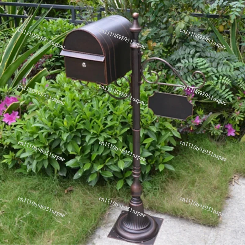 European Retro Mailbox Outdoor Villa Community Garden Letter Box Wrought Iron Outdoor Rain-Proof Inbox