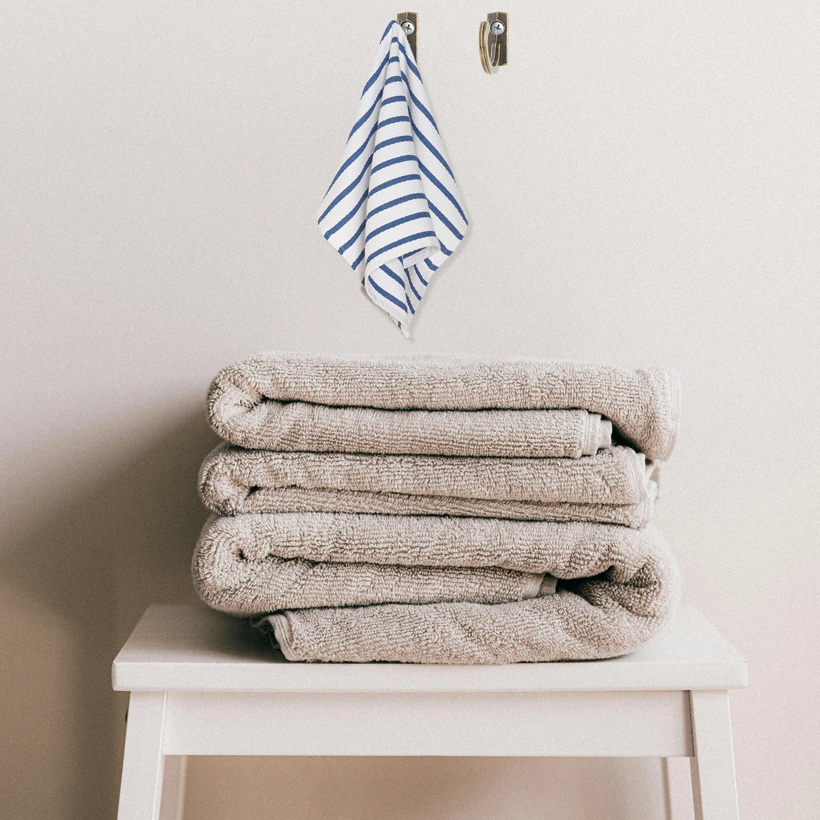 

10pcs Wall Prong Hook Hooks Retro Zinc Coat And Hat Hook Alloy for Coats Robes Towels Hats Scarves Keys Bathroom Decor