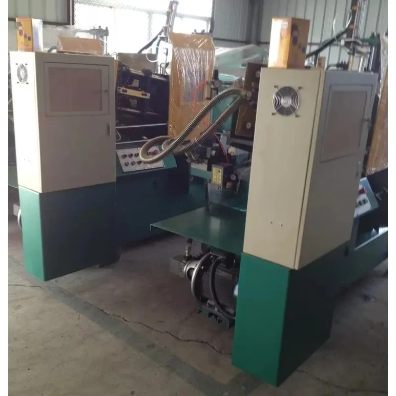 Macchina per pressofusione verticale per prodotti in piombo Macchina per pressofusione Attrezzatura da pesca Macchina per pressofusione automatica con contrappeso per piombo