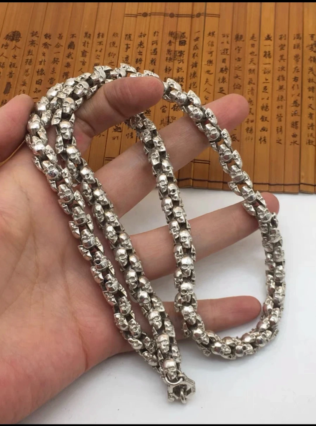 

China collects old silver necklaces, skulls, handmade ethnic silver necklaces, gifts