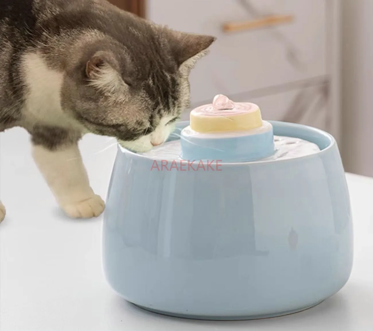 Cat water dispenser ceramic automatic circulation flowing water for drinking water without plug in intelligent sensing dog water