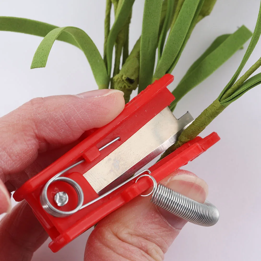

Reusable Finger Protector Cutting Plant Blade Device Garden Supplies Grafting Tools Vegetable Picking Tool Fruit Picker