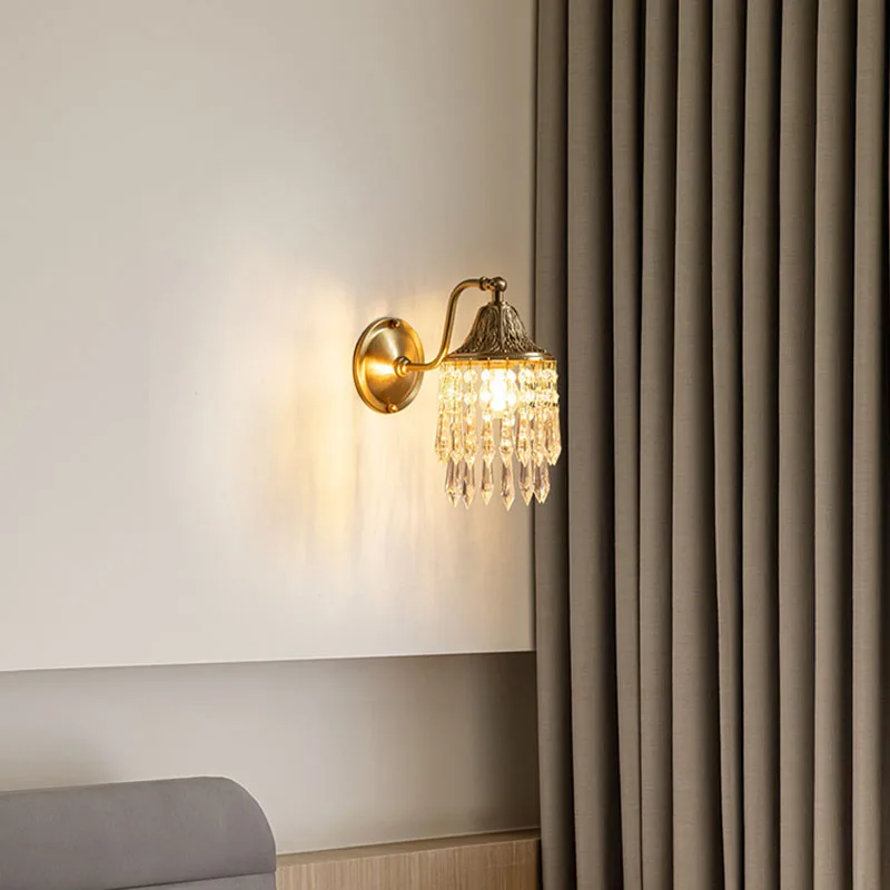 Luxury American Retro Copper Crystal Wall Lamp Creative French Living Room Tv Background Bedroom Bedside Led Lighting