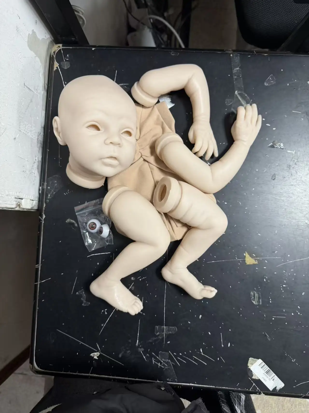 

19inch Reborn Doll Kit Mayven Unpainted Unassembled Doll Parts with Body and Eyes Muñeca Kit Reborn Name on Back