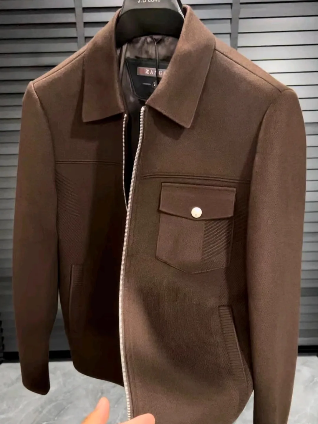 

Мужская осенняя новинка: вязаная куртка с воротником, приталенная, модная, индивидуальная, высококачественная, универсальная, молодежная, популярная, с антимикробными свойствами