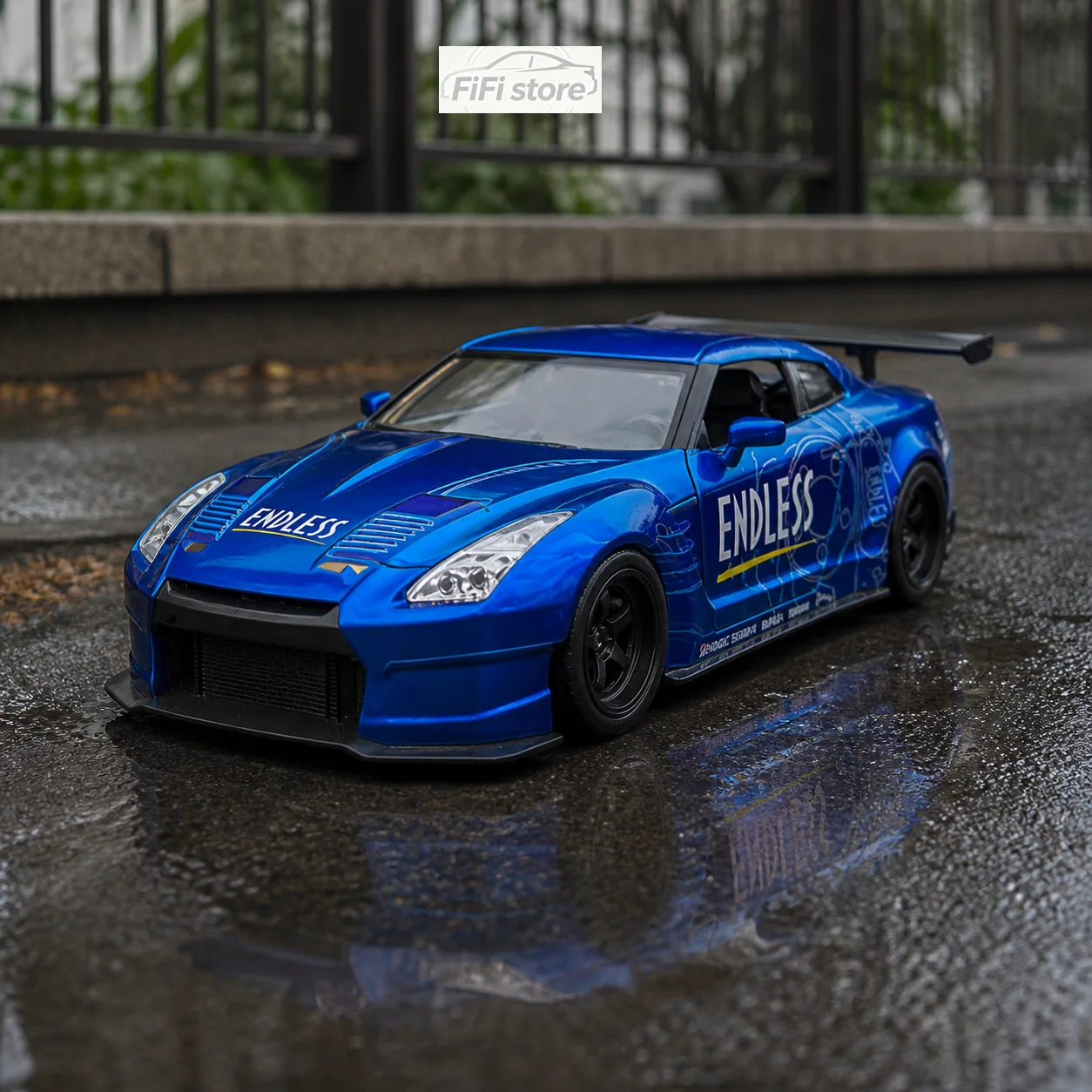1:24 2009 Nissan GTR R35 Sopra Blue JDM Diecast Car Model, Alloy Toy for Kids Play, Collection and Birthday Gift for Boyfriend