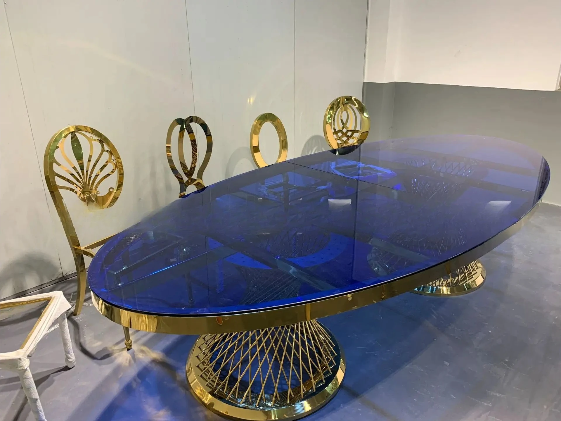 Wedding cake table, stainless steel Nordic glass Western wedding crystal round table