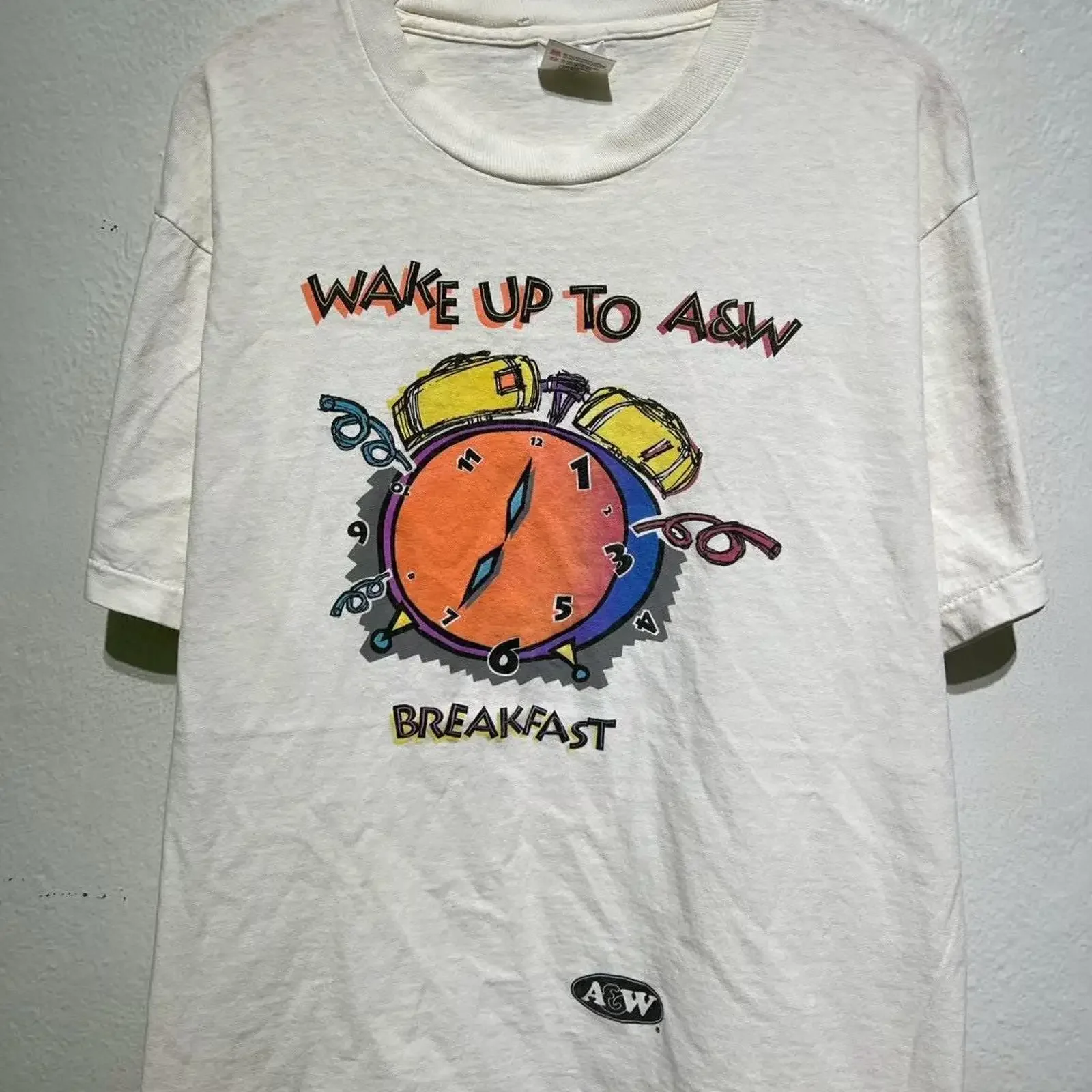Vintage 90s A W Breakfast Alarm Clock T Shirt Wake Up To Root Beer Promo Rare Retro Casual Streetwear vintage Washed fashion