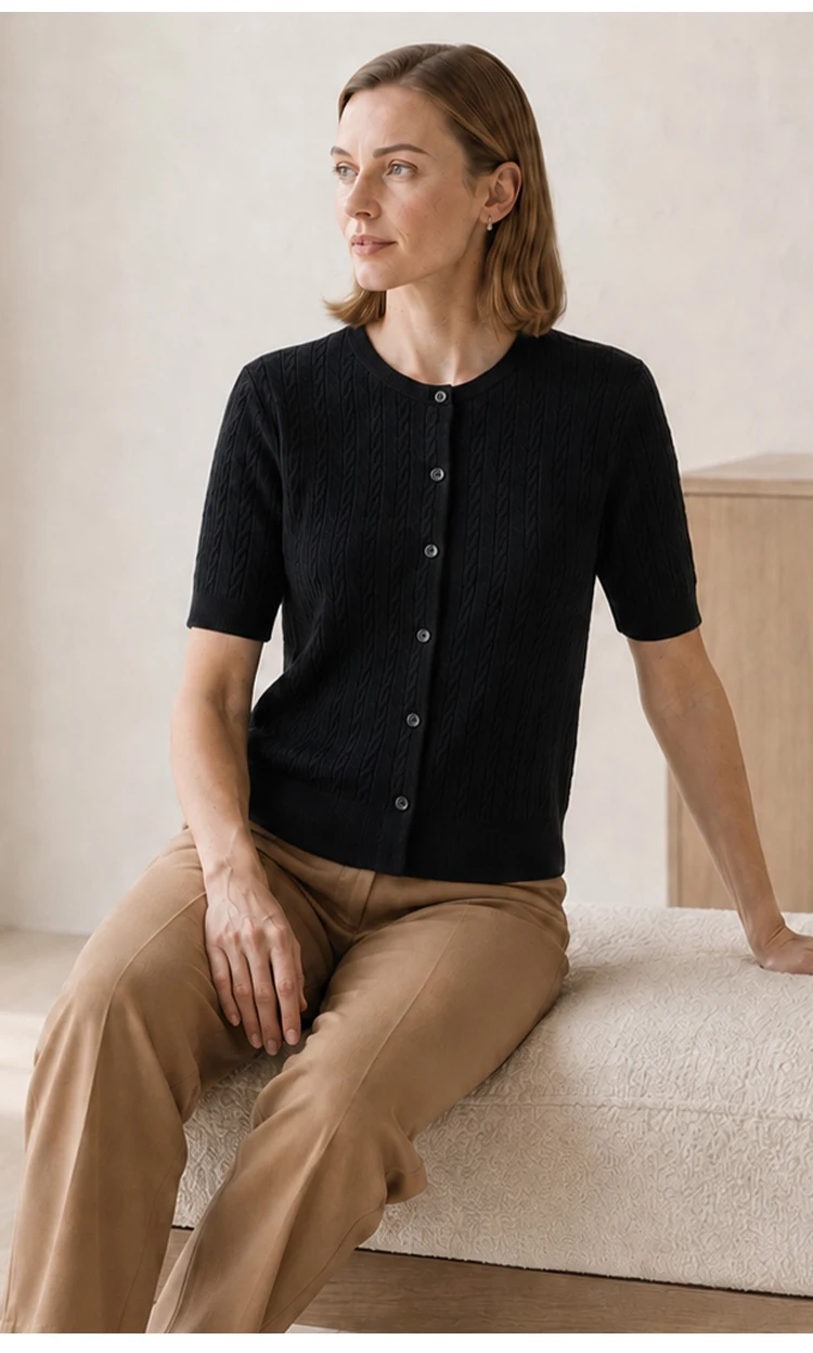 MZ62006 Damen-Strickjacke mit Zopfmuster, Rundhalsausschnitt, kurzen Ärmeln, Knopfleiste, lockerer Schnitt, einfarbig, Modal-Mischung, lässiger Pullover für den frühen Herbst – Detail 4