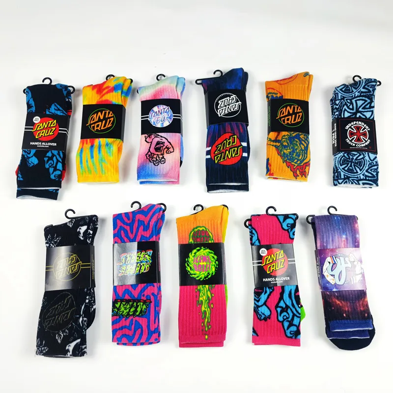 1 pair of printed street skateboard trendy socks, long leg sports outdoor socks