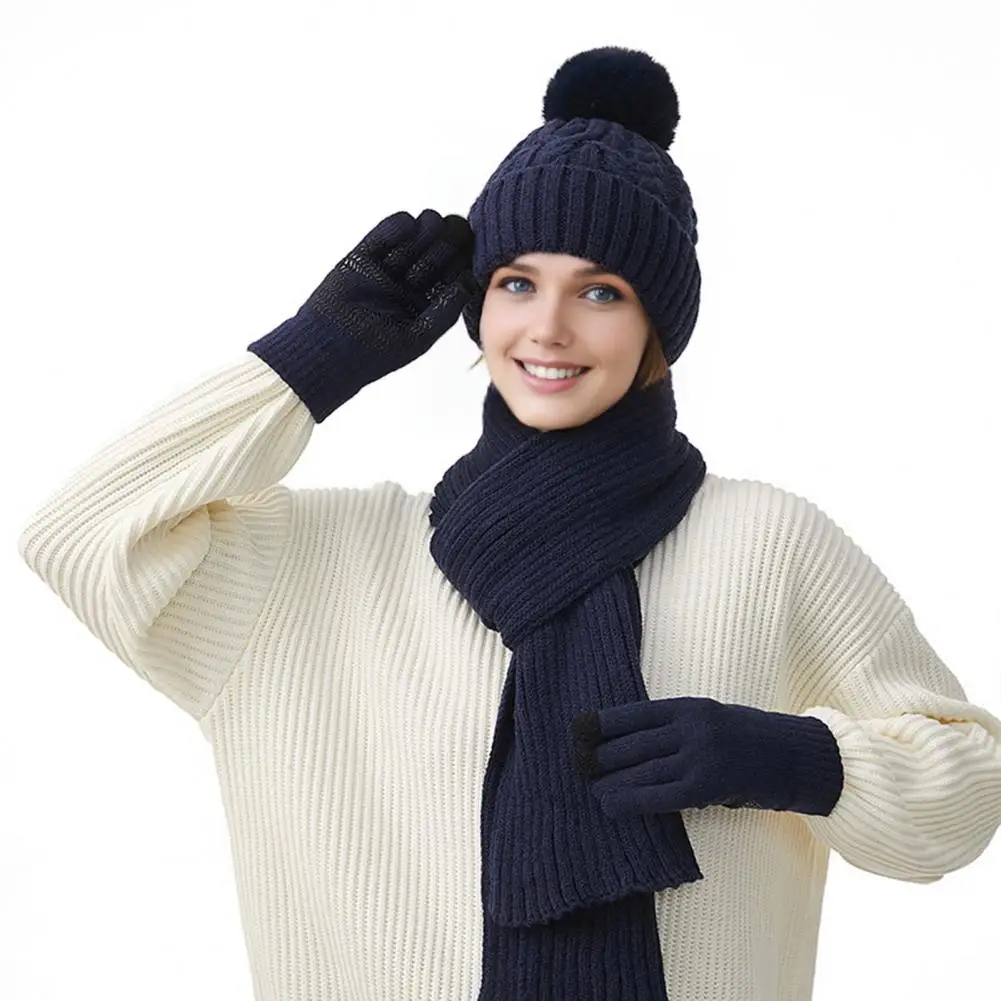 

Комплект погодных шапок, комплект зимних аксессуаров, плюшевая шапка с шариком, утеплитель для шеи, перчатки с сенсорным экраном, ветрозащитные, стильные, из 3 предметов для погоды