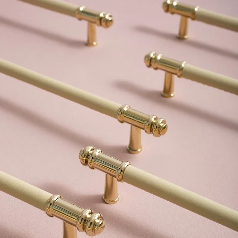 

Французская элитная мебельная ручка для шкафа, латунная, с ручной прострочкой из натуральной кожи, длинная, для спальни, кухни, обувного шкафа, выдвижного ящика