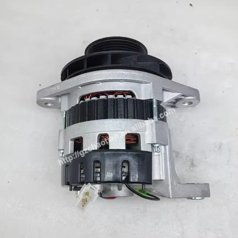 Engine Parts Alternator 24V 45A Alternator 300901-00175 for DP158 DP180 P180LE Engine