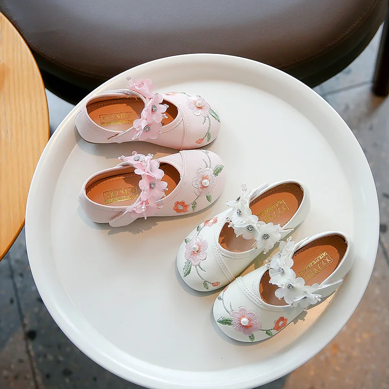 

Girl Shoes Sweet Embroider Flower Children's Leather Shoes Fashion Elegant Round Toe leather shoe