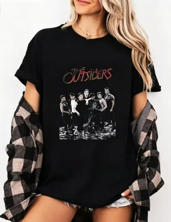 Vintage The Outsiders Movie Poster T-shirt Men Women Retro 80s Classic Film Character Print Short Sleeve Tee