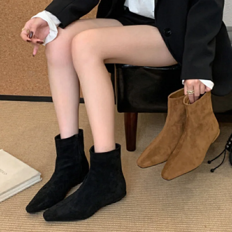 

Женские замшевые ботильоны на высоком каблуке, модные ботинки на массивном каблуке, трендовые туфли-лодочки, зимние повседневные женские короткие ботинки в готическом стиле, модные новые