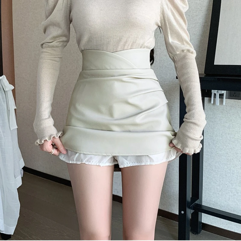 레트로 PU 가죽 미니 스커트 여성 가을 겨울 고품질 하이웨이스트 폴드 스커트 우아한 오피스룩 블랙 지퍼 팔다 2025