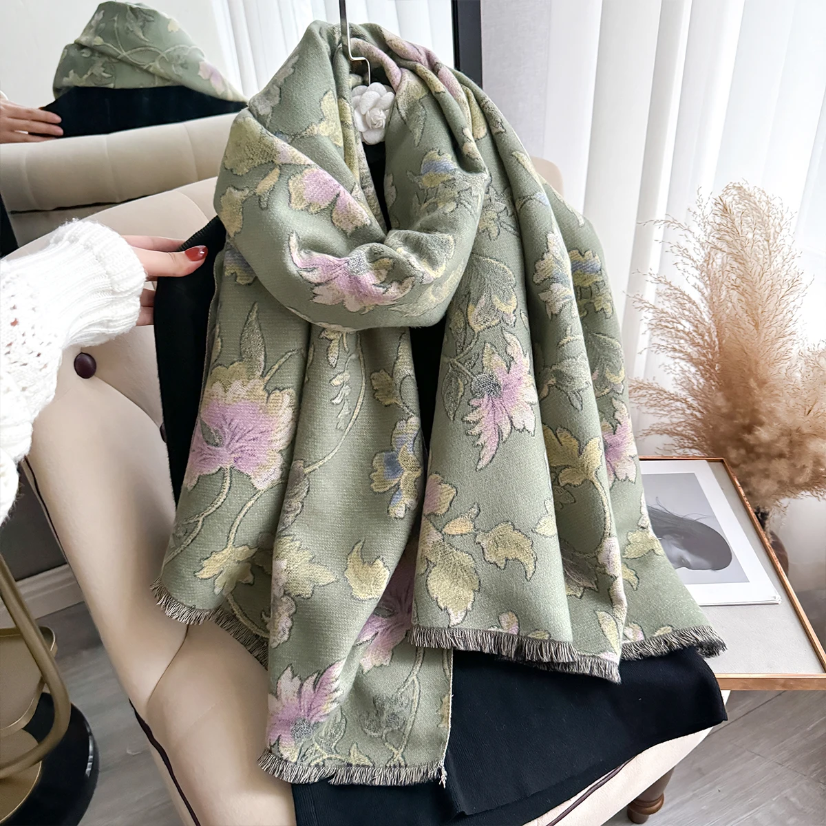 Luxury Warm Poncho Cashmere Winter Women Scarf Floral Jacquard Shawl Wraps Female Thick Pashmina Blanket Bufanda Travel Echarpe