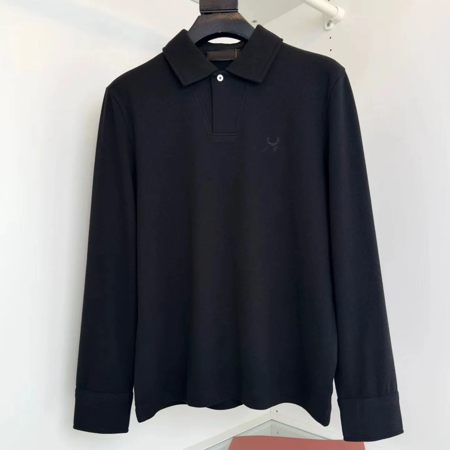 

LP Italian Embroidery Simple Business Casual Lapel Long Sleeve POLO Shirt