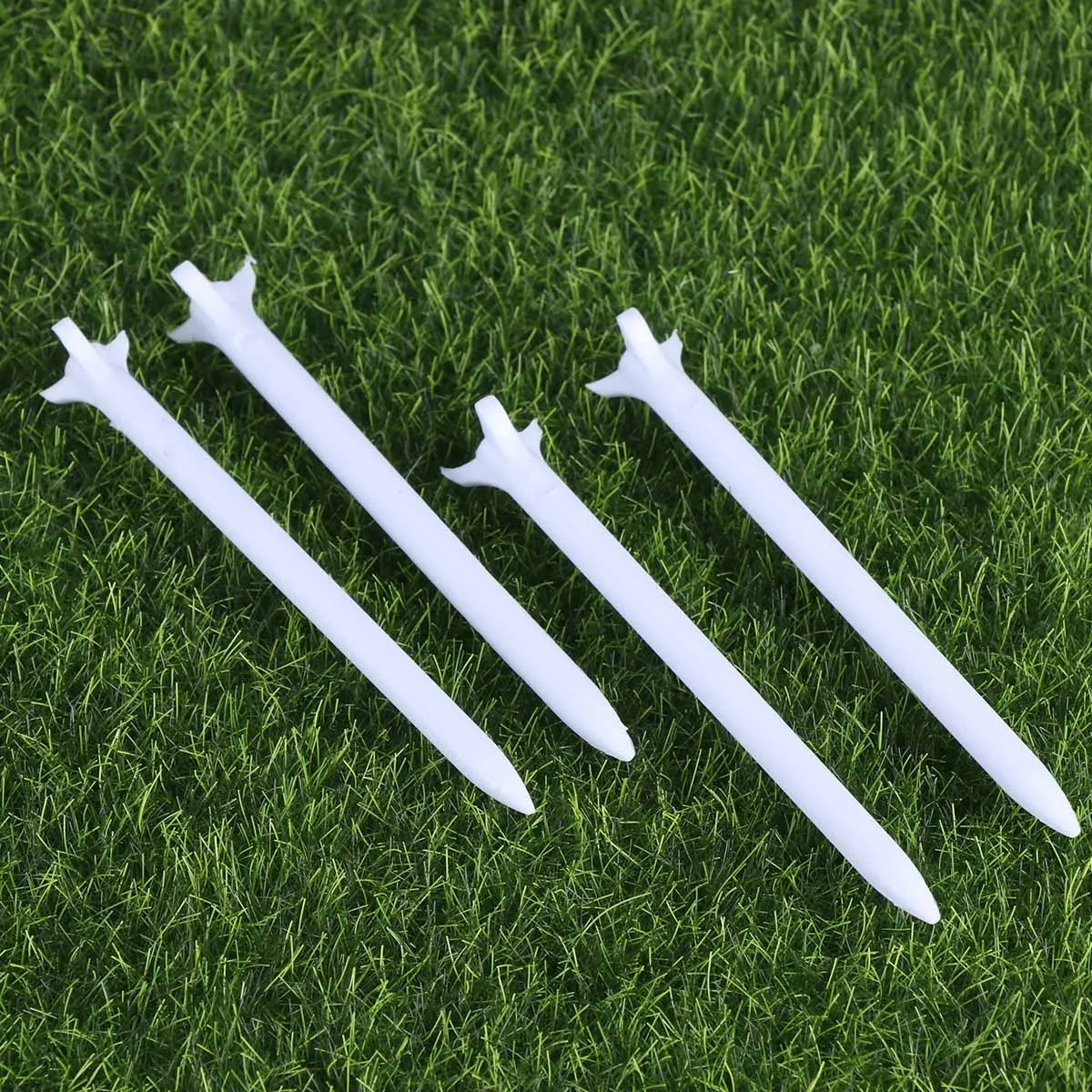 

25pcs Golf Tees Reusable Eco-Friendly Golf Ball Rack Indoor Outdoor Practice Compact Lightweight Pp Plastic Tools White