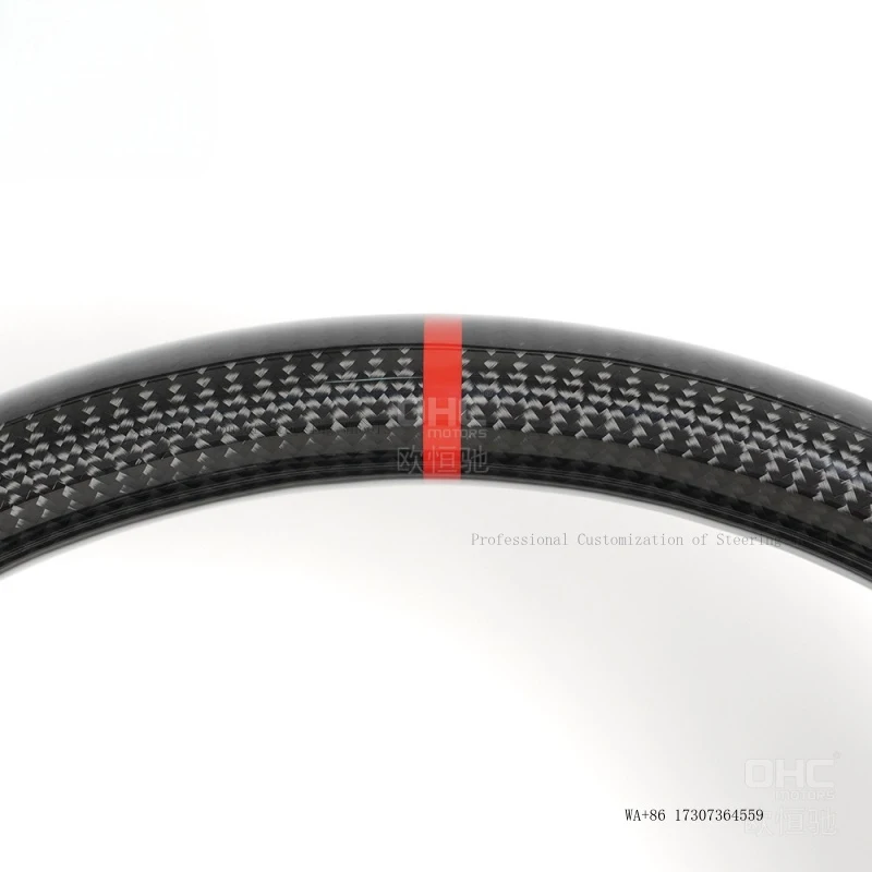 Suitable for Chevrolet Camaro 10-13 models, carbon fiber sports steering wheel, car steering wheel modification and upgrade