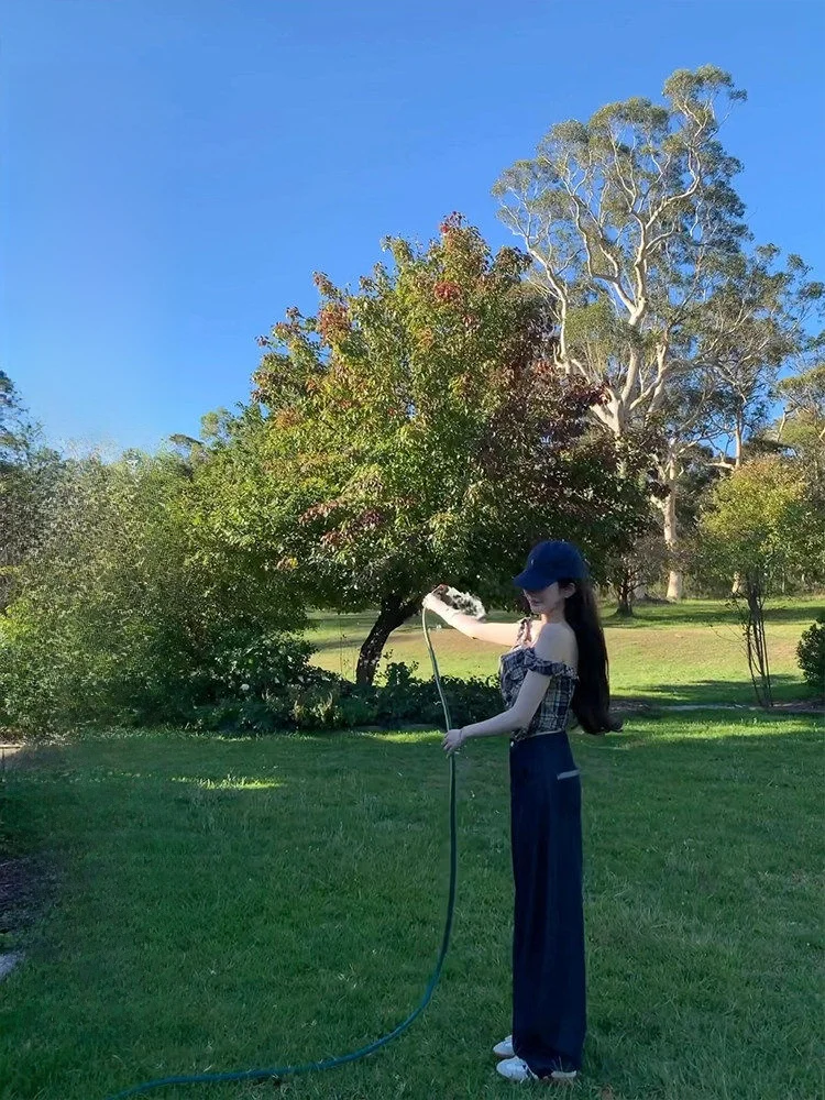 

Легкие джинсы из шелковистого денима 25SS с защитой от выцветания, изогнутым кроем, в стиле Old Money, повседневные, с застежкой-молнией на талии, весна-осень