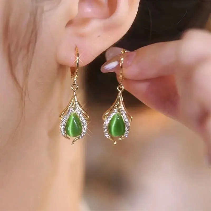 2023 New Fashion Trend Unique Design Elegant Delicate Light Luxury Zircon Green Opal Earrings Women Jewelry Party Premium Gift