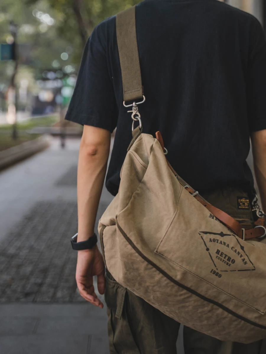 حقيبة سفر للرجال من القماش المبطن عالي الجودة من PNDME حقيبة سفر ذات سعة كبيرة لممارسة الرياضة في الهواء الطلق واللياقة البدنية حقيبة كروس مصنوعة يدويًا