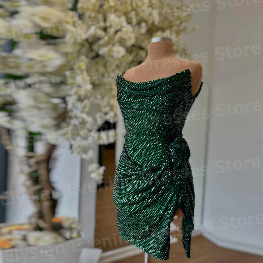 Sexy grüne Mini-Meerjungfrau-Damen-Kurz-Abendkleider, trägerlos, ärmellos, Ballkleider, geteilt, plissiert, Abschluss-Robe de Soirée