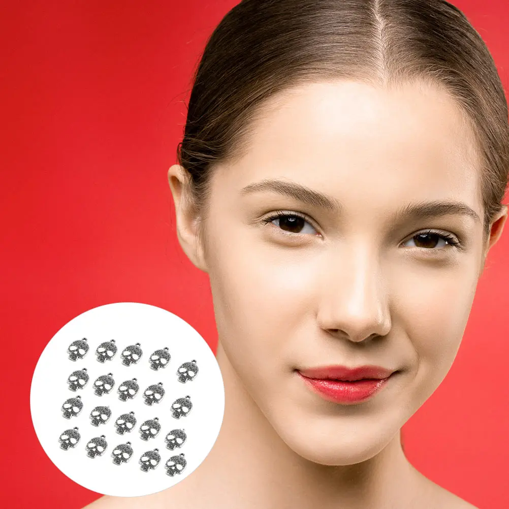 20-teiliger Totenkopf-Anhänger, zarter Schmuck, Halloween, hochglanzpoliertes Zubehör-Design, Legierung, glatte Oberfläche, Punk-Mode