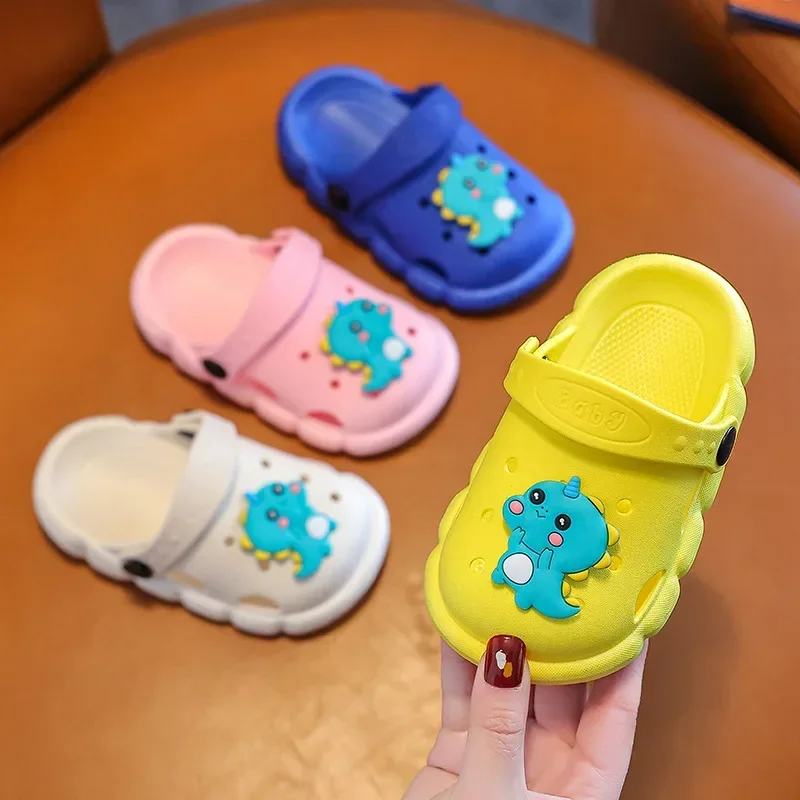 Kids Hole Shoes Children Beach Slippers Lovely Cartoon Pattern Babies Indoor Footwear Girls  Boys Non-slip Soft Bottom Sandals