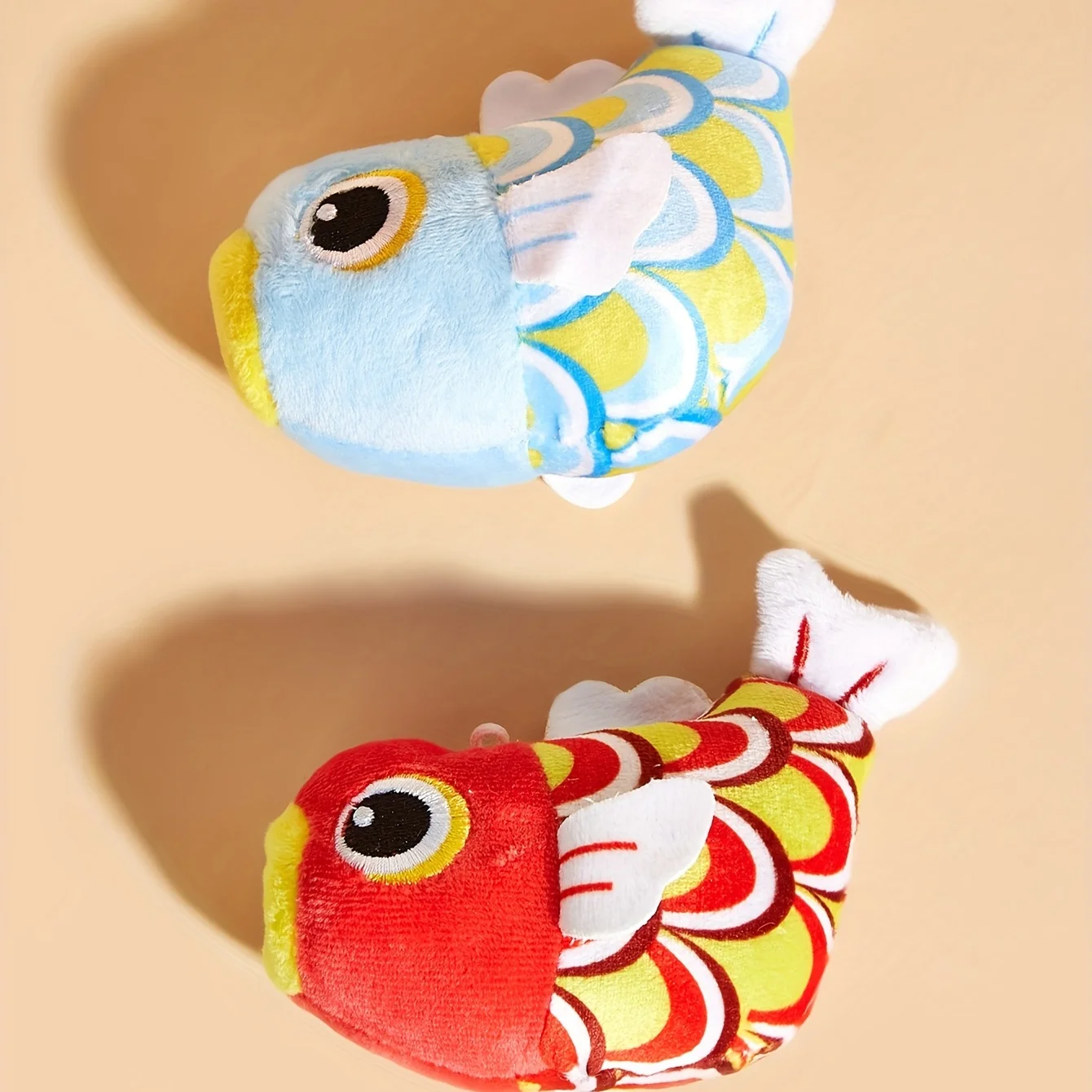 1pc Durable Koi Fish Plush Toy for Dogs - Interactive Teeth Grinding Pet Toy With Random Color Design