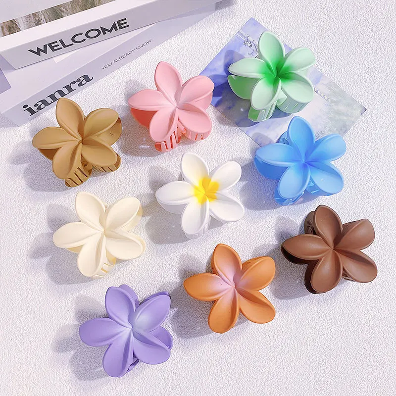 

Hawaiian Beach Vacation Lily Flower Hair Claw Sweet Hair Clip for Women Floral Claws Fashion Girls Hair Accessories Gifts